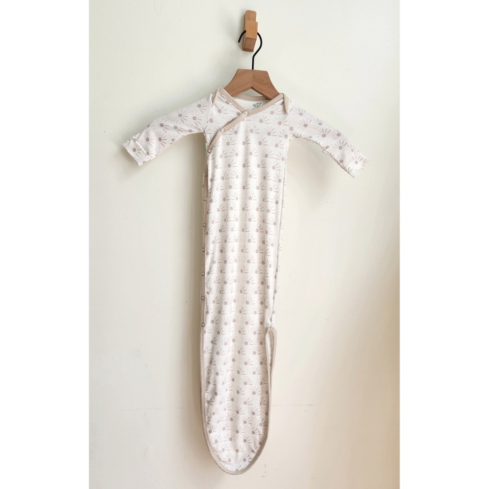 Copper Pearl Sleep Gown Baby 0-4M Cream Tan Sunburst Kimono Snap Gown Neutral
